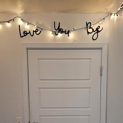 ✨ 50% DI SCONTO – Decorazione Murale Boho in Legno – Scritta “LOVE YOU BYE”, Stile Rustico & Versatile per la Casa 🌿