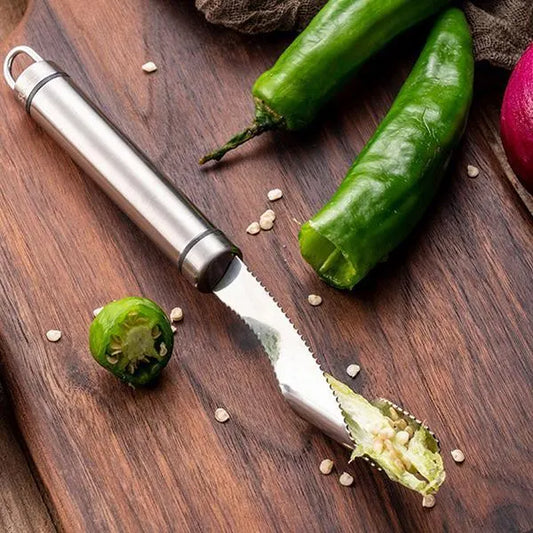 Strumento in acciaio inox per rimuovere i semi e il torsolo dei peperoncini