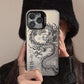📱Custodia Protettiva per iPhone con Motivo Drago Portafortuna – Design audace e protezione affidabile per l’uso quotidiano. 🐉