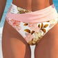 🌺👙 Bikiniset med hög midja och blommönster – Framhäver figuren och ger en slankande effekt, en mjuk semesterlook✨✅