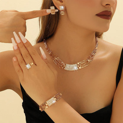 Elegante Set di Gioielli con Strass in 4 Pezzi