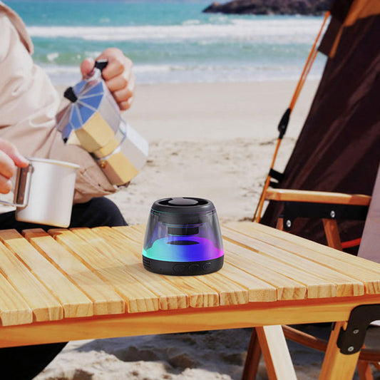 🔥 -50% Oggi: Mini Altoparlante Bluetooth Magnetico con Luce RGB – Si attacca ovunque, suono avvolgente e luci colorate, leggero e portatile. Perfetto per viaggi, feste e casa.